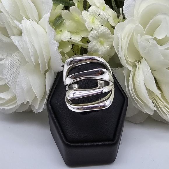 ❤️ IN LINE RING - Picture 14 of 14